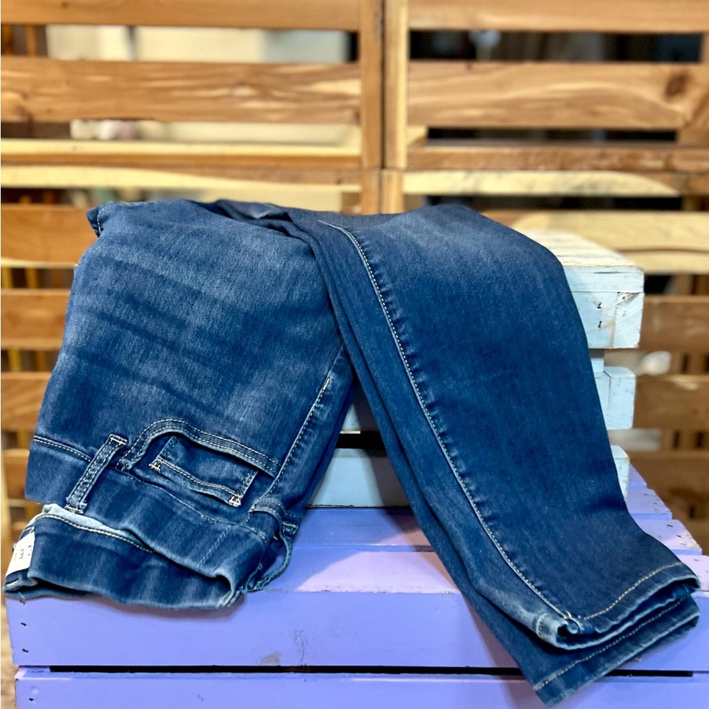 Medium Pull On Cello Skinnies